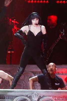gagaimaes_0350.jpg