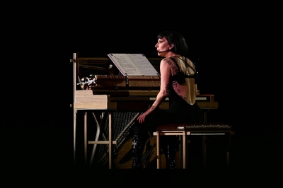 gagaimaes_0430.jpg
