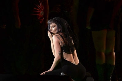 gagaimaes_0451.jpg